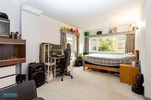 Bedroom- click for photo gallery